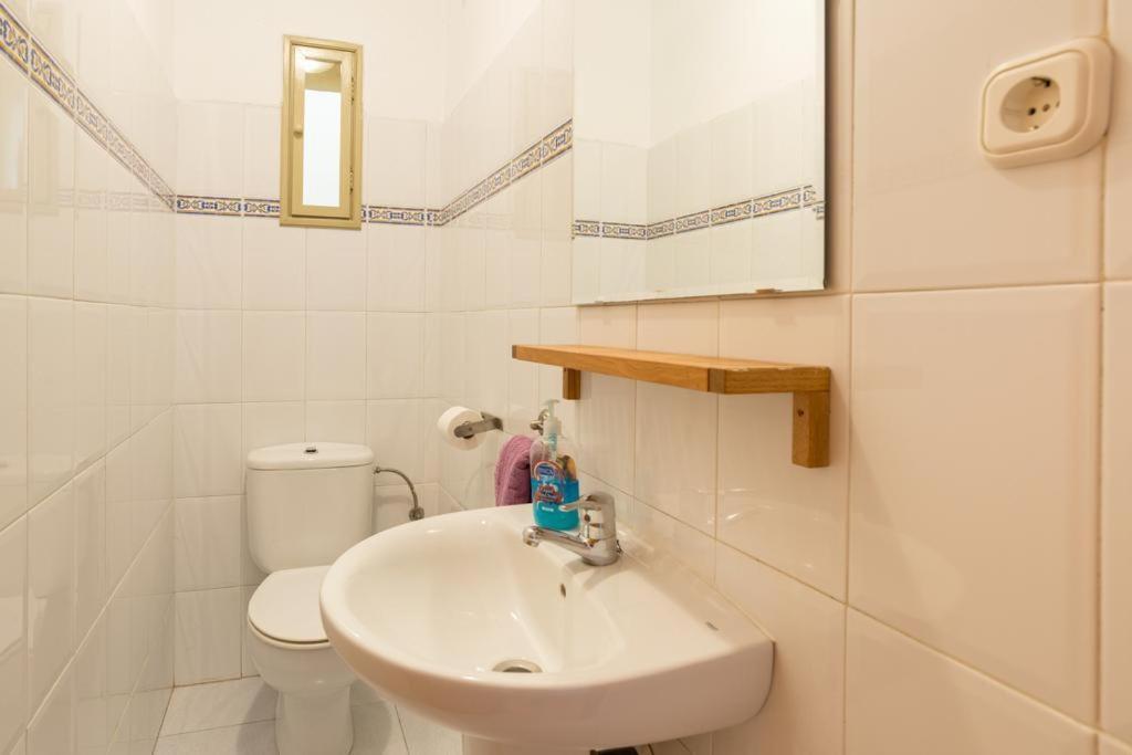 Apartamento Plaza De La Merced Especial Grupos Parking Incluido S2 Málaga